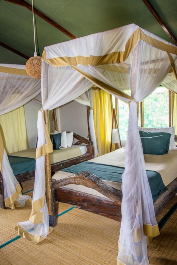 Simply Saadani Camp, A Tent With A View Safaris Mkwaja Exterior foto